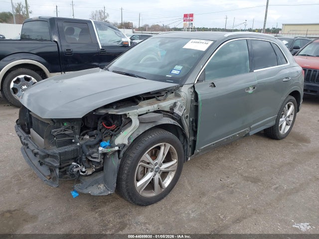 2020 AUDI Q3 WA1DECF34L1037423 Photo 1