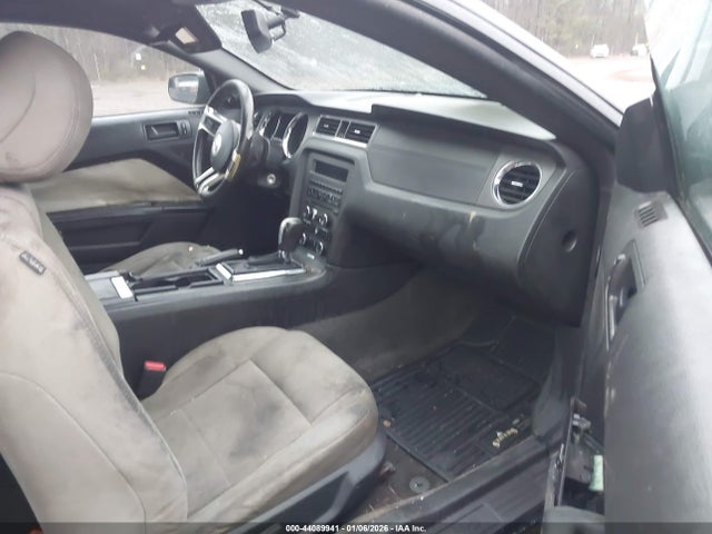 2013 FORD MUSTANG 1ZVBP8AM7D5207365 Photo 4