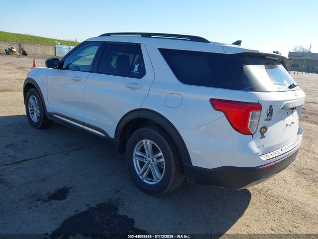 2023 FORD EXPLORER 1FMSK8DH7PGA57195 Photo 2
