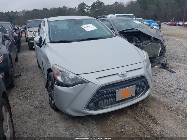 44090031 :رقم المزاد ، 3MYDLBYV7KY509419 vin ، 2019 Toyota Yaris Le مزاد بيع