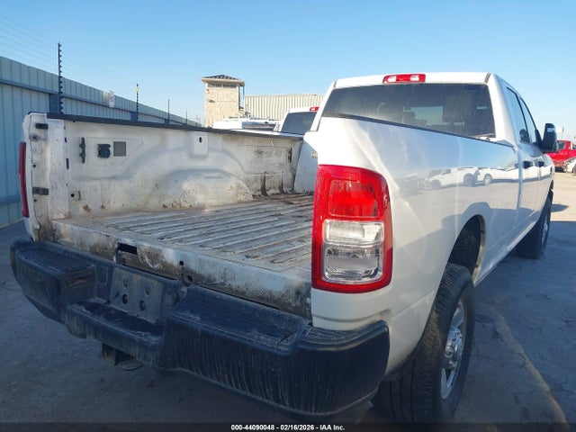 3C6UR5HL1PG556298 RAM 2500