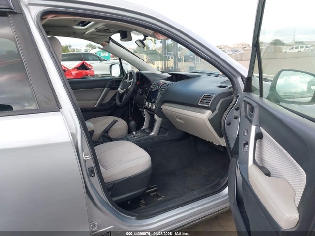 Subaru Forester 2.5i Premium 2018 JF2SJAEC7JH560990 Image 5