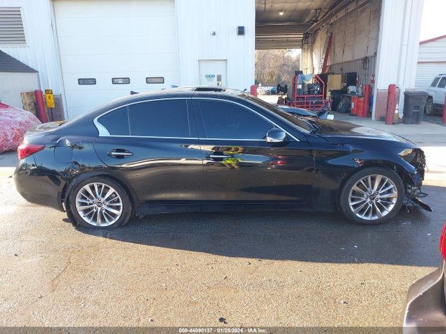 2021 Infiniti Q50 მანქანა იყიდება აუქციონზე, vin: JN1EV7BP6MM705056, აუქციონის ნომერი: 44090137