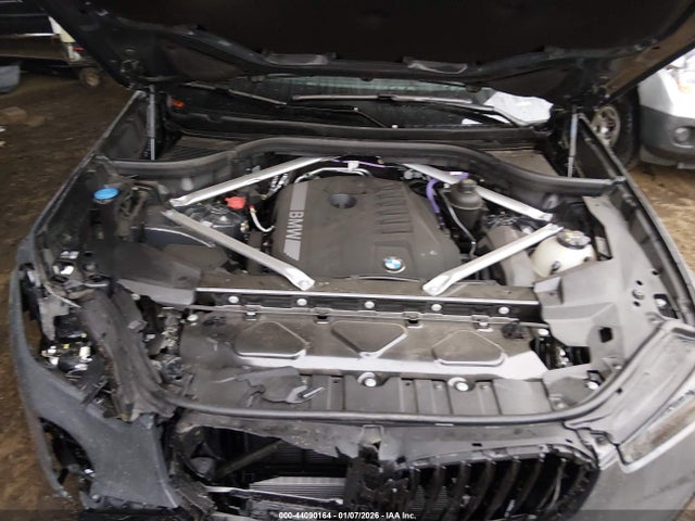 2025 BMW X5 5UX23EU05S9004596 Photo 9