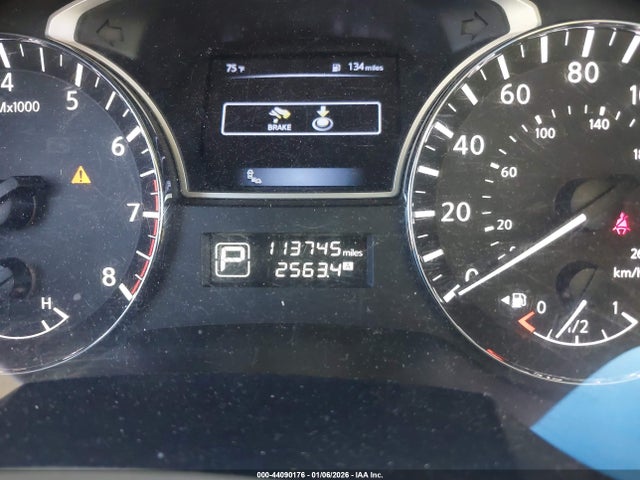 44090176 :رقم المزاد ، 1N4AL3AP3FC151985 vin ، 2015 Nissan Altima 2.5 Sl مزاد بيع