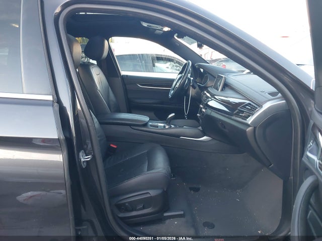 2019 BMW X6 5UXKU2C57K0Z64516 Photo 4
