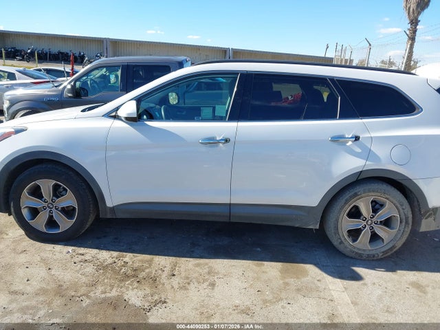 KM8SM4HFXGU135014 Hyundai Santa Fe Se