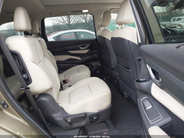 4S4WMAUD7R3448809 Subaru Ascent Limited 7-passenger