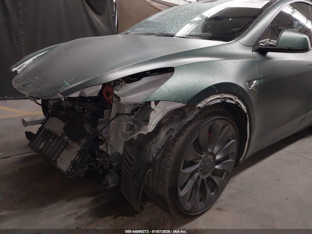 5YJYGDEF6MF092239 Tesla Model Y Performance Dual Motor All-wheel Drive