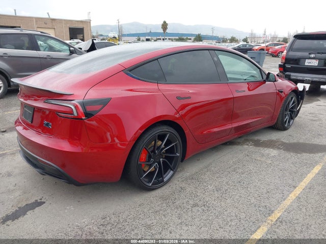 2024 TESLA MODEL 3 5YJ3E1ET7RF832909 Photo 3
