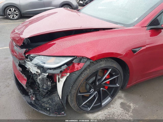 2024 TESLA MODEL 3 5YJ3E1ET7RF832909 Photo 5