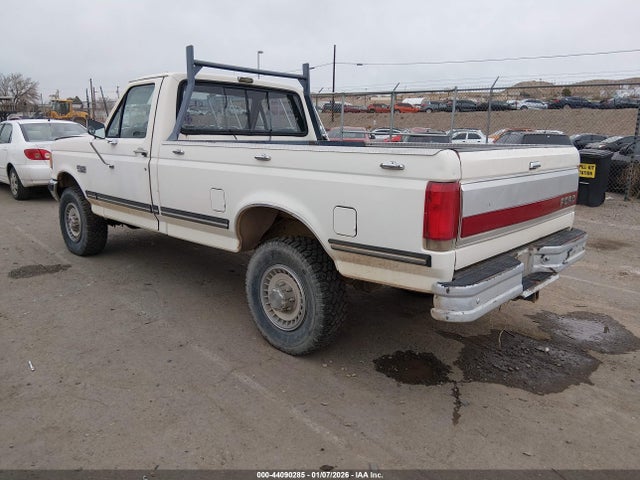 1989 FORD F250 1FTHF26H6KLB16895 Photo 2