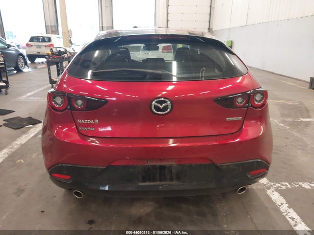 JM1BPAKM6R1704110 Mazda Mazda3 2.5 S Select Sport