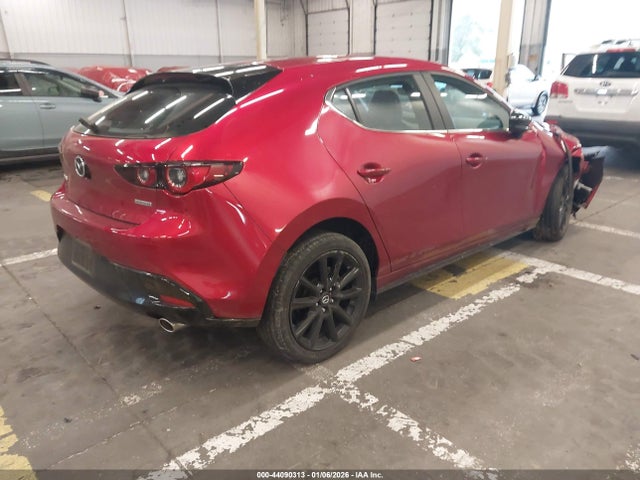 JM1BPAKM6R1704110 Mazda Mazda3 2.5 S Select Sport