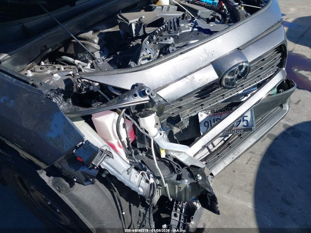 Toyota RAV4 2025 2T3H1RFV3SW403539 Image 33