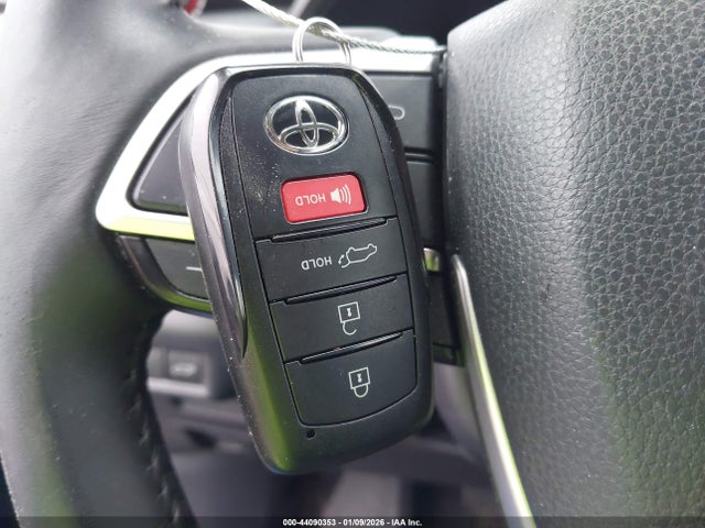 Toyota Grand Highlander Xle 2025 5TDAAAA51SS020016 Image 11