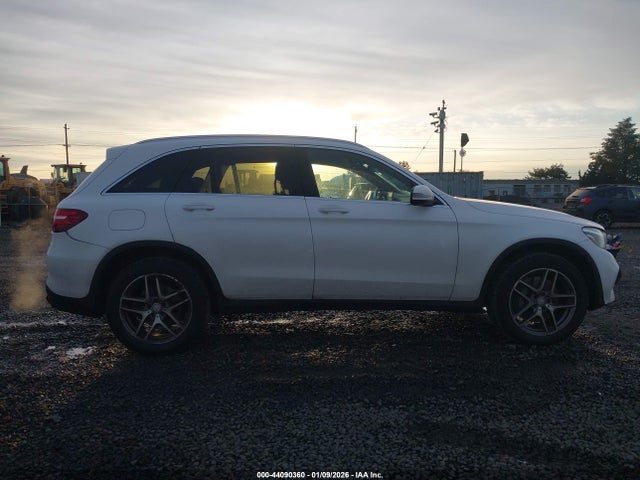 WDC0G4KB8HF139085 Mercedes-Benz Glc 300 4matic