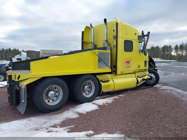 44090375 :رقم المزاد ، 1XKTD49X61J879285 vin ، 2001 Kenworth Construction T2000 مزاد بيع