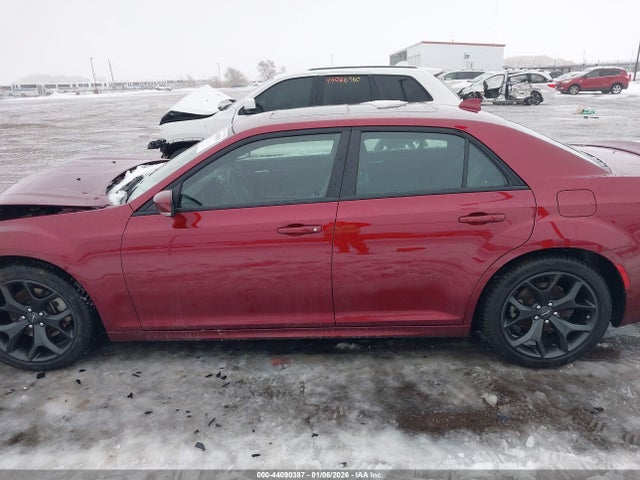 Продажа на аукционе авто 2023 Chrysler 300 300s, vin: 2C3CCABT7PH558326, номер лота: 44090387