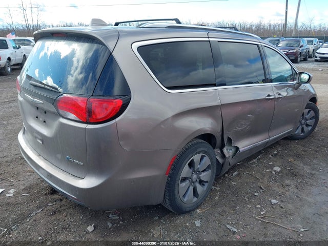 2017 CHRYSLER PACIFICA HYBRID 2C4RC1N74HR709249 Photo 3