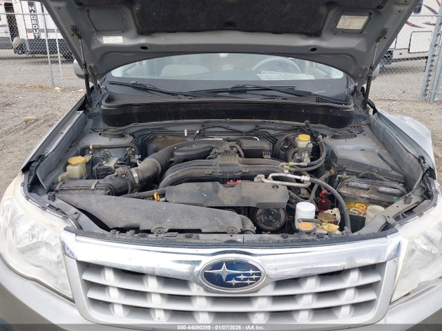 Продаж на аукціоні авто 2011 Subaru Forester 2.5x Premium, vin: JF2SHADC4BH760286, номер лоту: 44090399