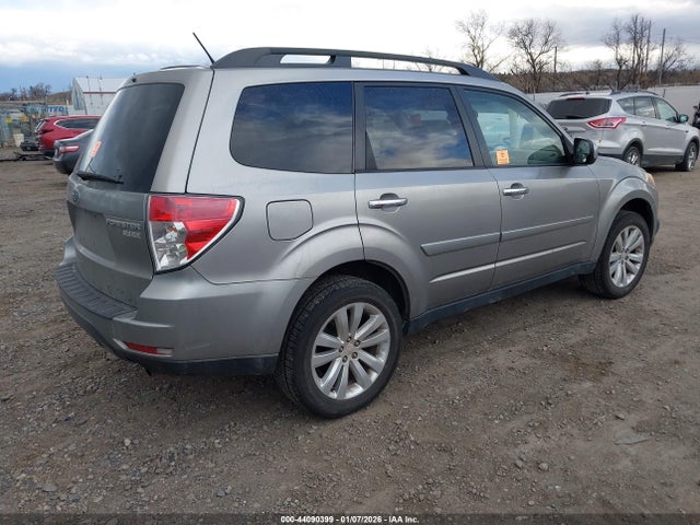 Продаж на аукціоні авто 2011 Subaru Forester 2.5x Premium, vin: JF2SHADC4BH760286, номер лоту: 44090399