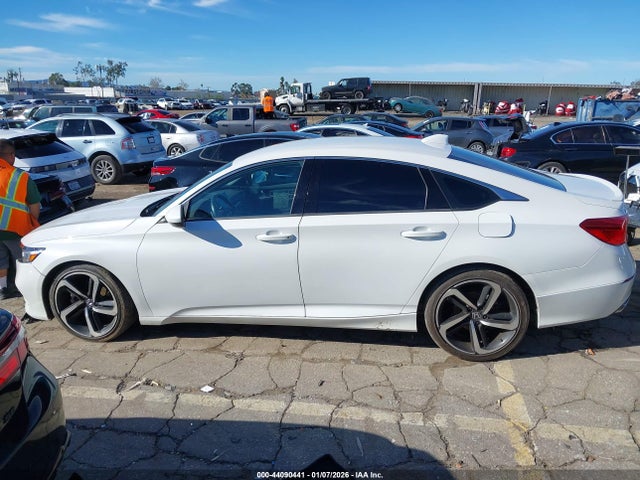 1HGCV1F35KA111762 Honda Accord Sport