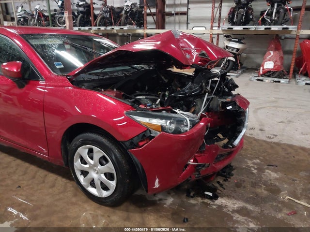 44090479 :رقم المزاد ، 3MZBN1U7XHM142367 vin ، 2017 Mazda Mazda3 Sport مزاد بيع