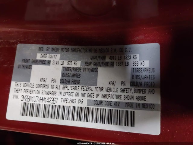 44090479 :رقم المزاد ، 3MZBN1U7XHM142367 vin ، 2017 Mazda Mazda3 Sport مزاد بيع