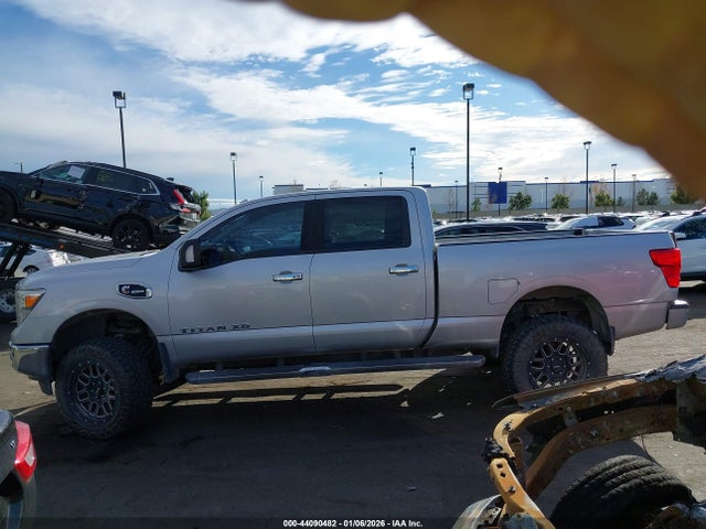 1N6BA1F4XHN536682 Nissan Titan Xd Sv Diesel