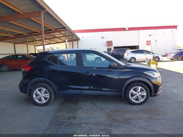3N1CP5CU8JL517865 Nissan KICKS S