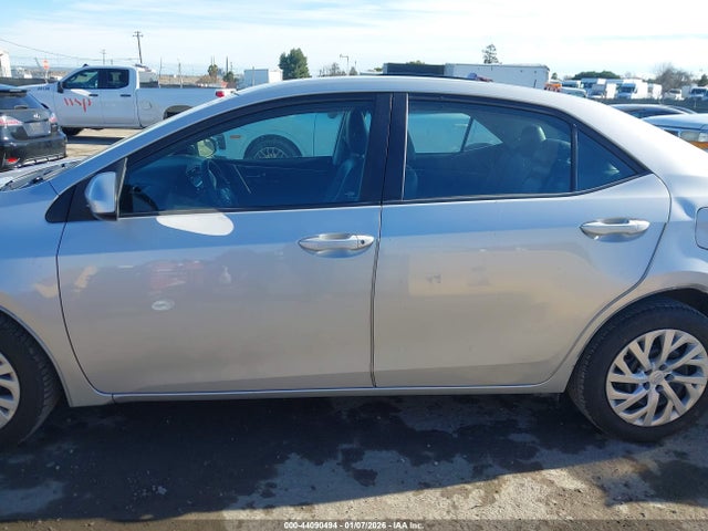 2T1BURHE8HC785970 Toyota COROLLA LE