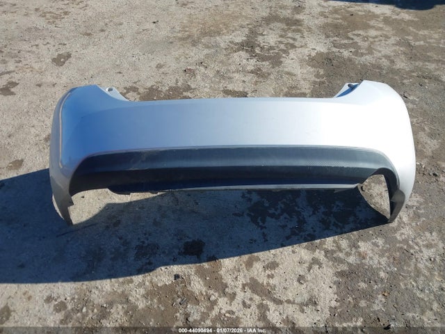 2T1BURHE8HC785970 Toyota COROLLA LE