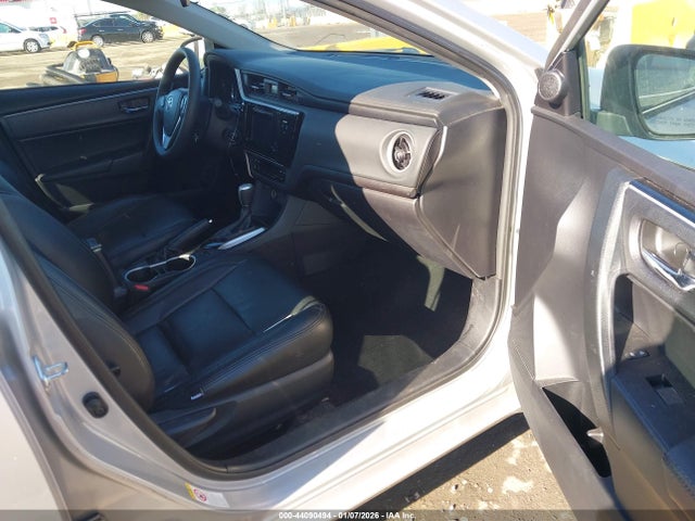 2T1BURHE8HC785970 Toyota COROLLA LE