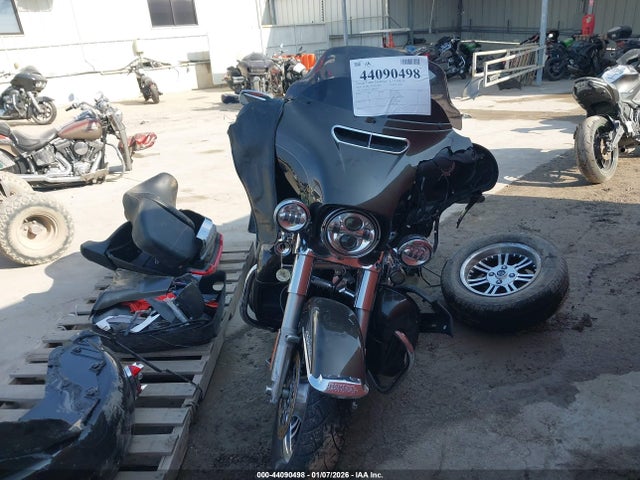 Harley-Davidson FLHTCUTG 2020 1HD1MAF17LB853937 Image 5