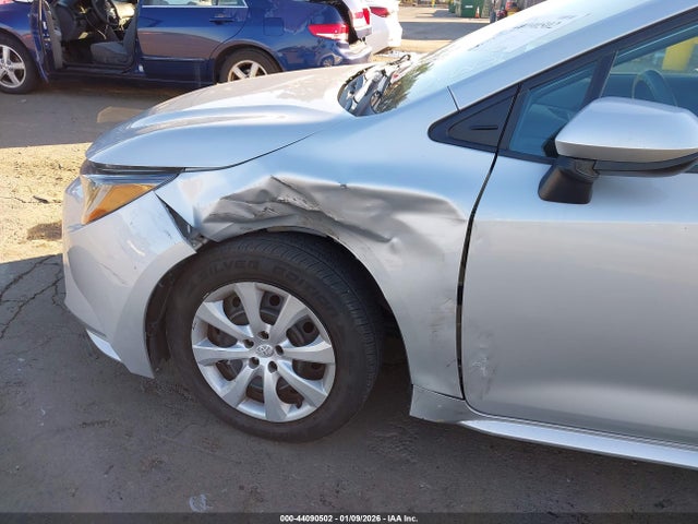 Toyota COROLLA LE 2021 5YFEPMAE6MP223321 Image 6