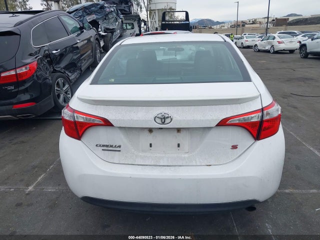 2T1BURHE8GC570796 Toyota Corolla S W/special Edition Pkg