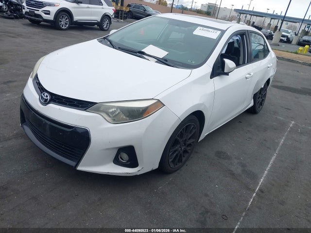 2T1BURHE8GC570796 Toyota Corolla S W/special Edition Pkg