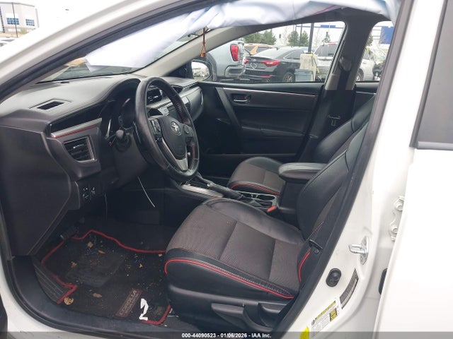 2T1BURHE8GC570796 Toyota Corolla S W/special Edition Pkg