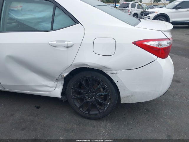 2T1BURHE8GC570796 Toyota Corolla S W/special Edition Pkg