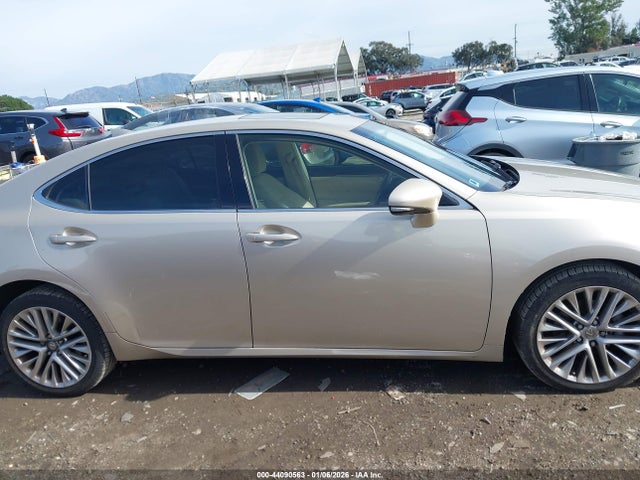 JTHBK1GGXF2202724 Lexus ES 350