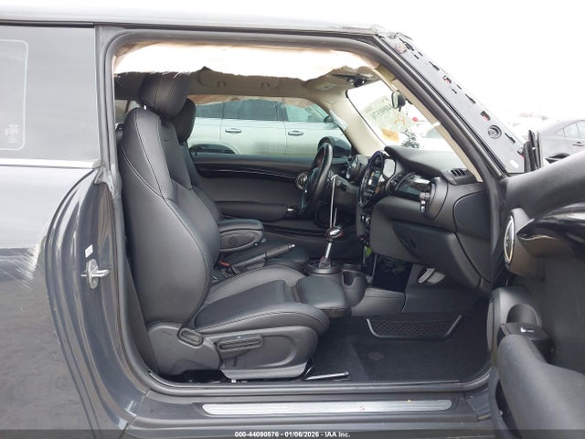 2019 MINI HARDTOP WMWXP7C50K2A52312 Photo 4