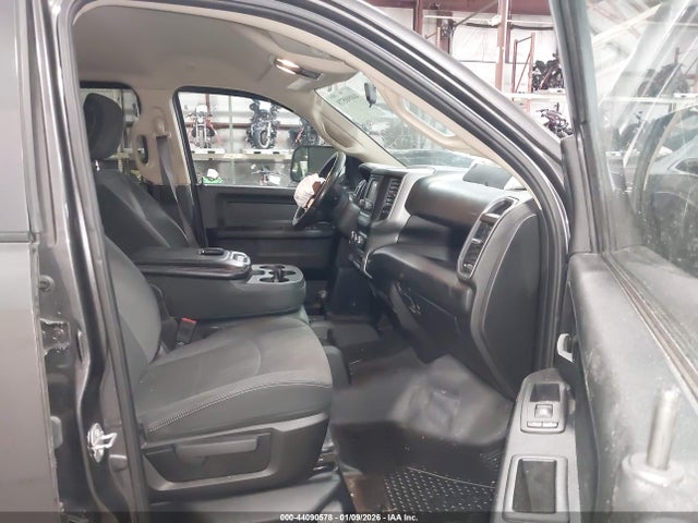 Продажа на аукционе авто 2020 Ram 2500 Tradesman  4x4 6'4 Box, vin: 3C6UR5CJ0LG308558, номер лота: 44090578