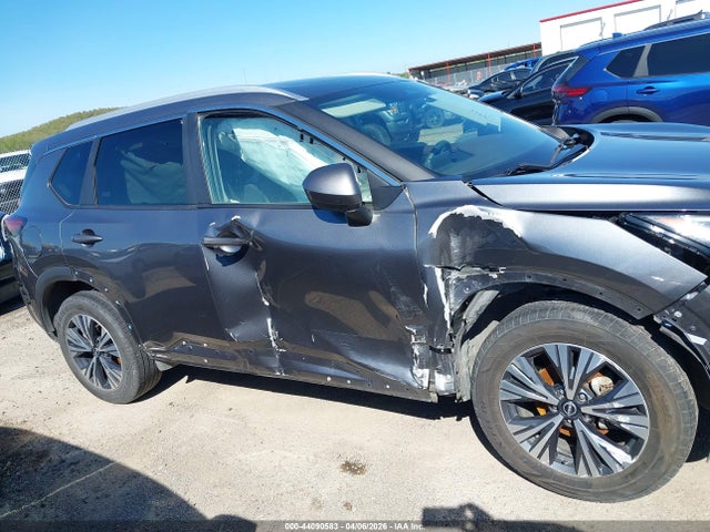 Продажа на аукционе авто 2023 Nissan Rogue Sv Fwd, vin: 5N1BT3BA1PC798469, номер лота: 44090583