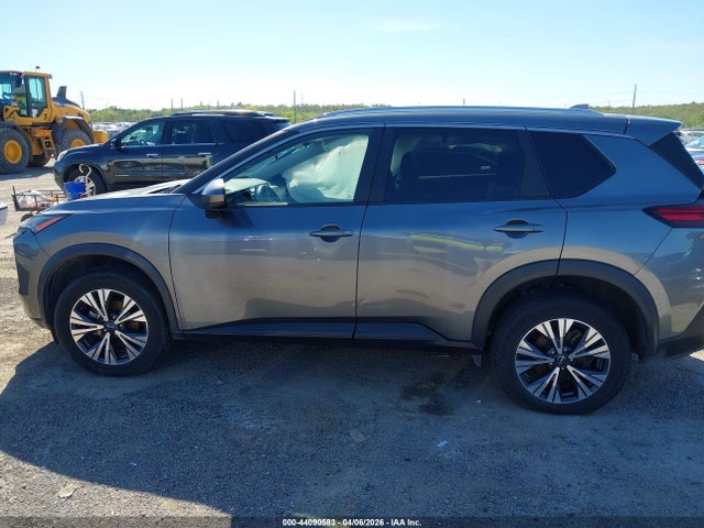 Продажа на аукционе авто 2023 Nissan Rogue Sv Fwd, vin: 5N1BT3BA1PC798469, номер лота: 44090583