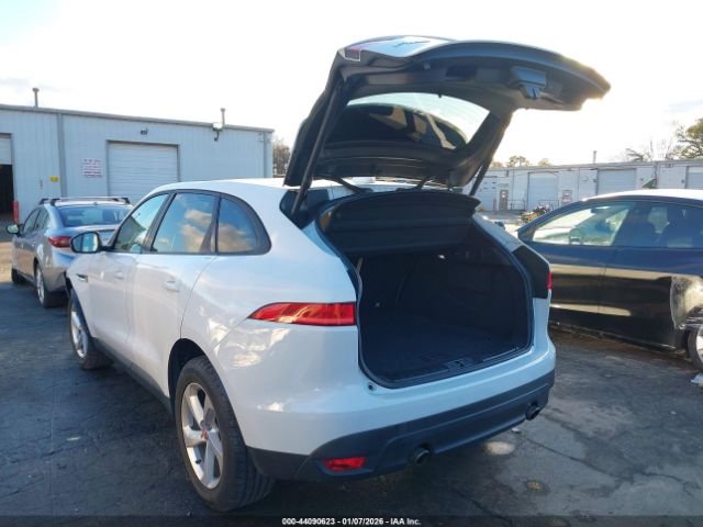 2018 JAGUAR F-PACE SADCJ2FX2JA266016 Photo 2