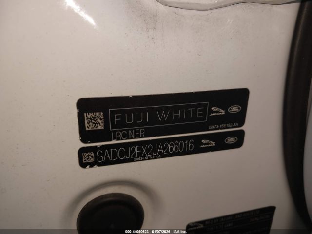 2018 JAGUAR F-PACE SADCJ2FX2JA266016 Photo 8