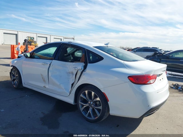 Aukcja sprzedaży 2016 Chrysler 200 S, vin: 1C3CCCBG3GN138021, numer aukcji: 44090634