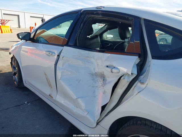 Aukcja sprzedaży 2016 Chrysler 200 S, vin: 1C3CCCBG3GN138021, numer aukcji: 44090634