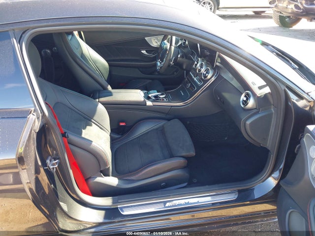 WDDWJ6EBXKF882885 Mercedes-Benz Amg C 43 4matic